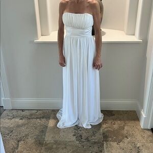 Pretty Maids White Strapless Grecian Maxi Dress